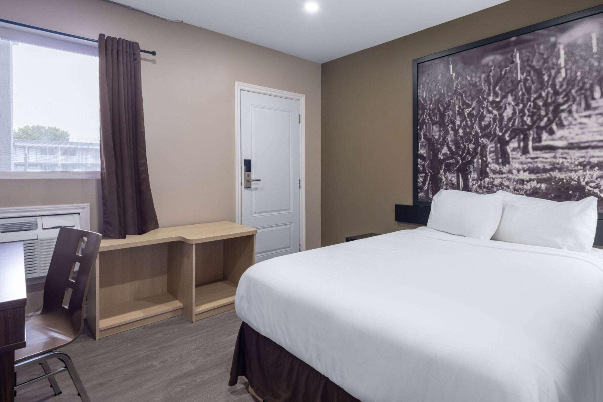 Super 8 By Wyndham Niagara Falls On 外观 照片